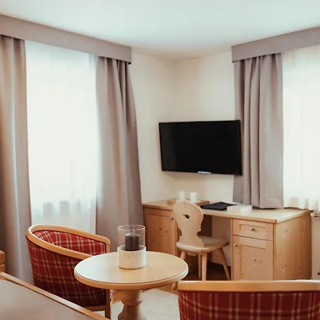 Apart Otel Flora Mountain 3*